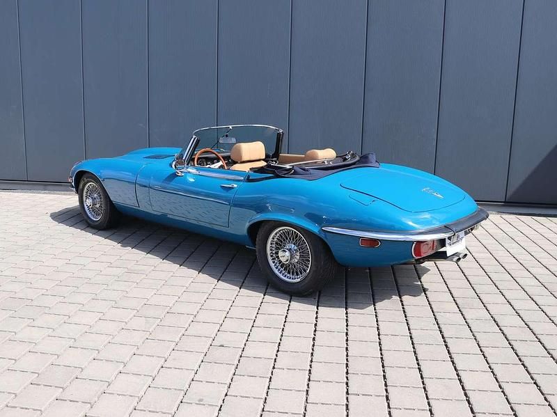 Usata Jaguar E-Type 268 CV (197 kW) 1973 Blu Cabrio