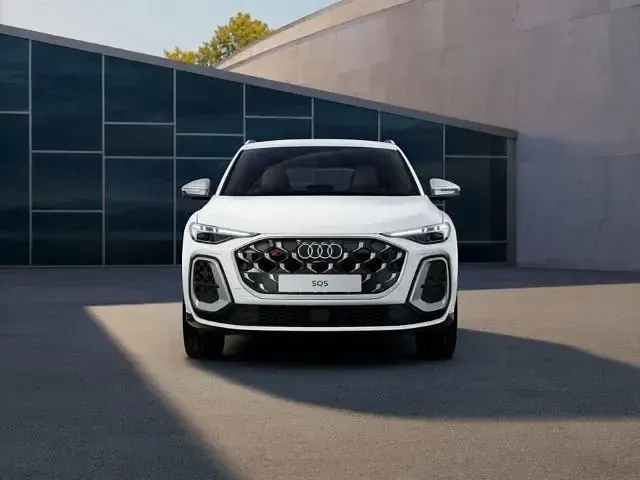 Neu Audi SQ5 Sport 367 PS (269 kW) 2025 Arkonaweiß SUV