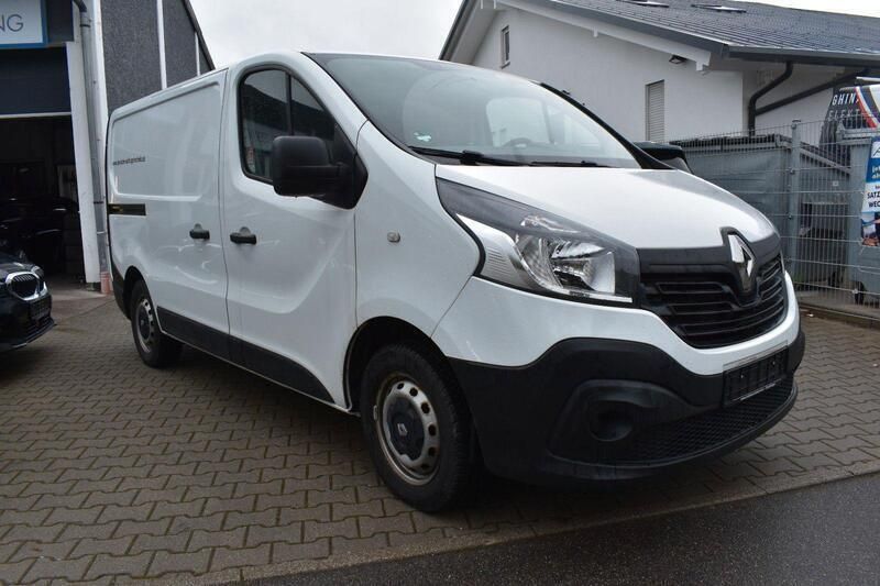 Gebraucht Renault Trafic Komfort 95 PS (69 kW) 2019 Weiß Van / Kleinbus