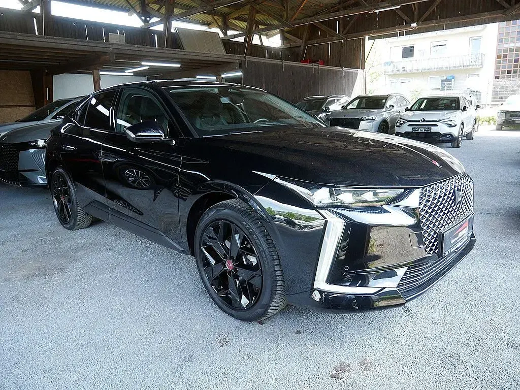 Gebraucht DS Automobiles DS4 Performance Line Plus 131 PS (96 kW) 2023 Perla nera schwarz SUV