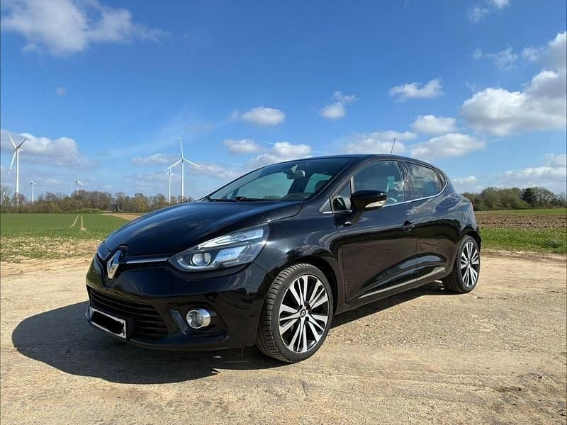 Gebraucht Renault Clio IV Initiale Paris 120 PS (88 kW) 2015 Schwarz Kleinwagen