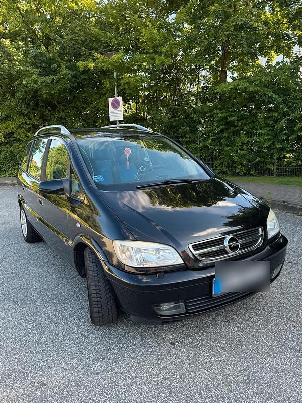 Schwarz Gebraucht 2005 Opel Zafira Van / Kleinbus | 1.800 € (Etwas zu teuer) - Bild 1/4