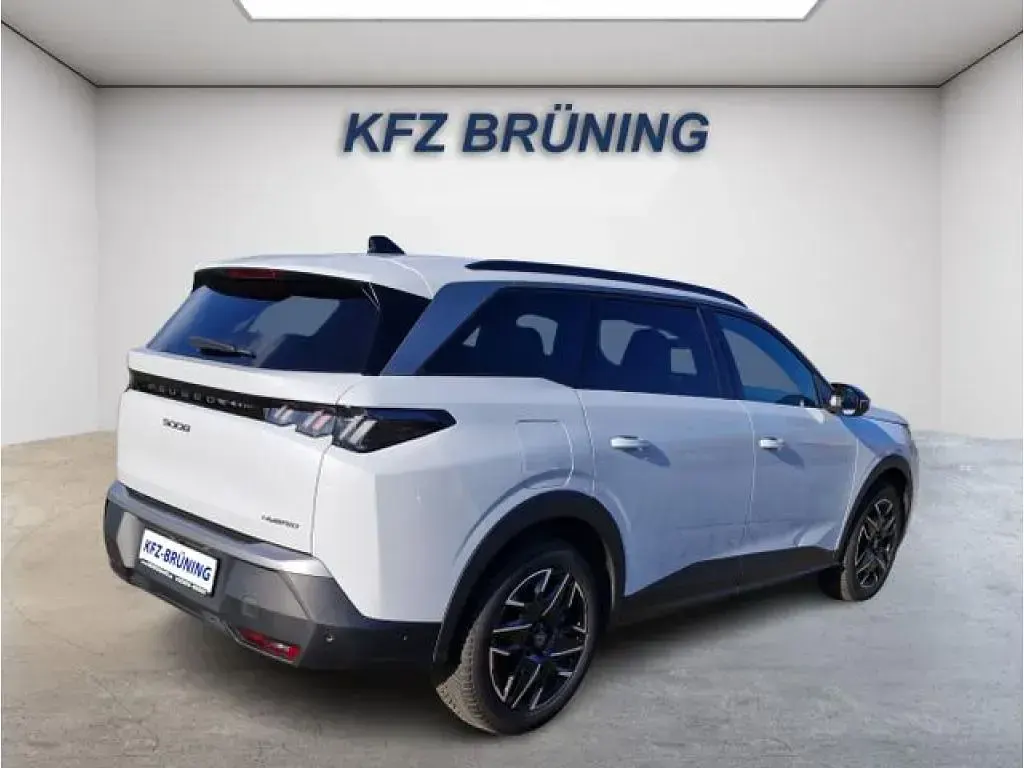 Gebraucht Peugeot 5008 Allure 145 PS (106 kW) 2025 Okenit weiß metallic (metallic) SUV