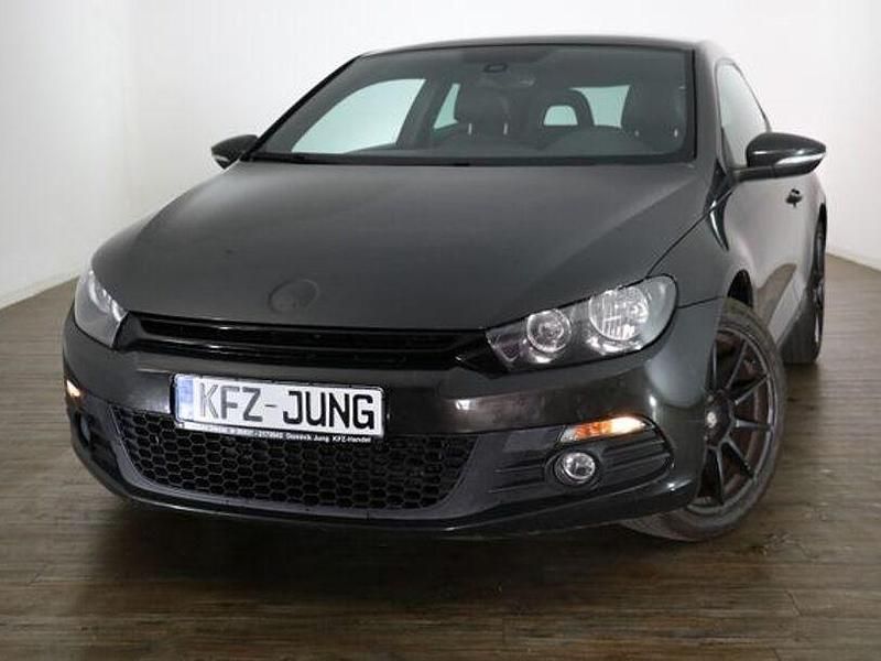 Dark maroon Gebraucht 2009 VW Scirocco Coupé | 7.990 € (Guter Preis) - Bild 1/4