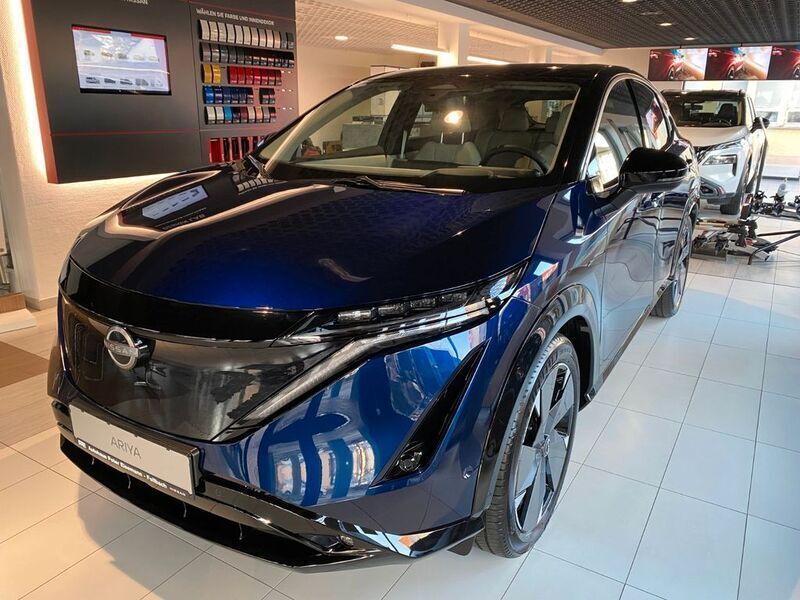 Pearl blue (m) / pearl black Neu 2025 Nissan Ariya Evolve SUV | 49.990 € (Fairer Preis) - Bild 1/4