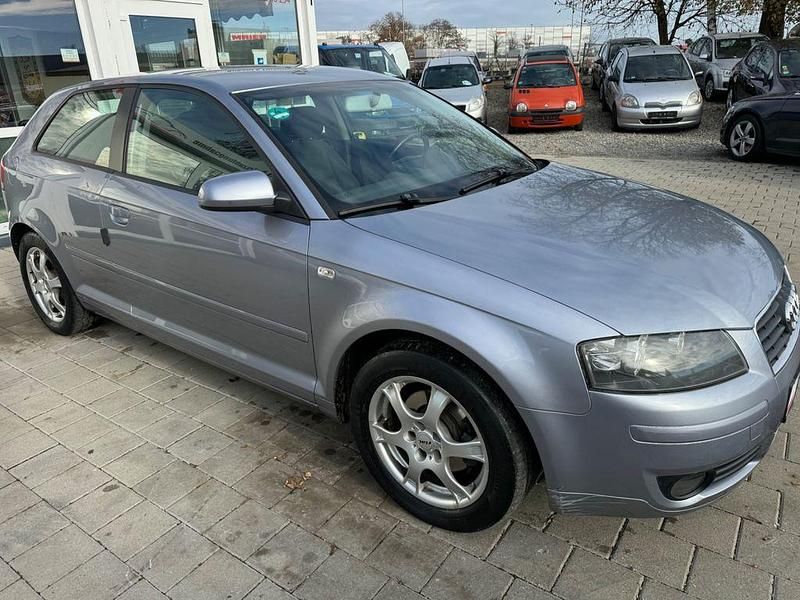 Gebraucht Audi A3 Attraction 105 PS (77 kW) 2004 Silber Kleinwagen
