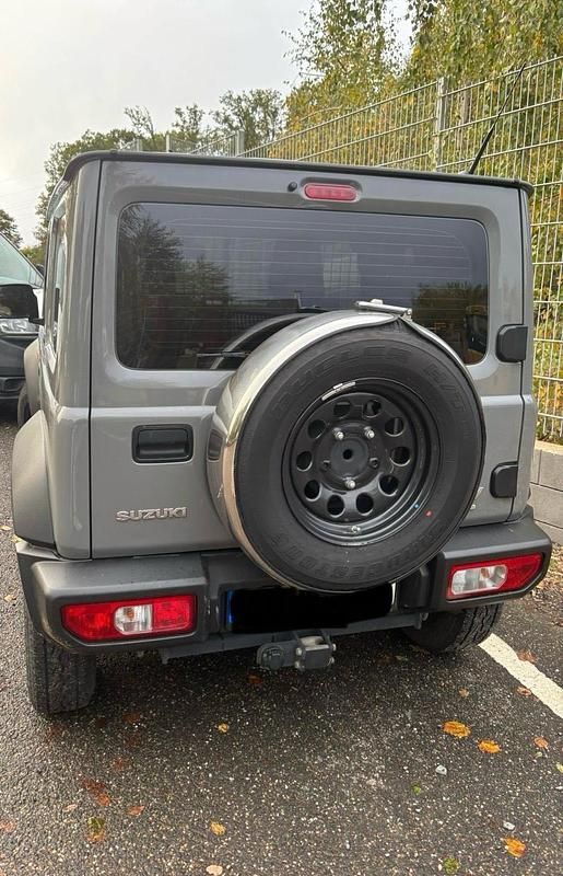 Gebraucht Suzuki Jimny 102 PS (75 kW) 2021 Grau SUV