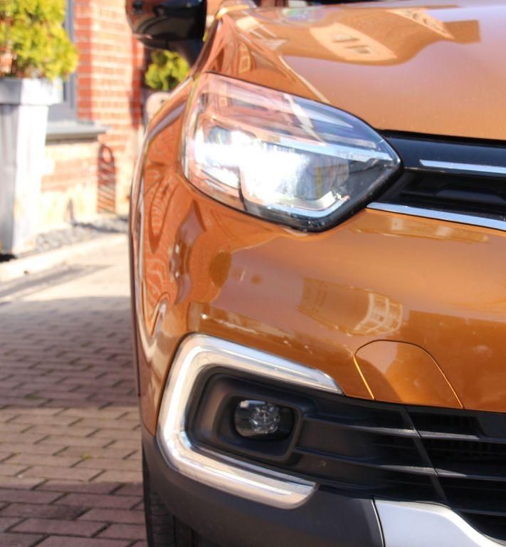 Gebraucht Renault Captur Intens 118 PS (86 kW) 2017 Orange SUV