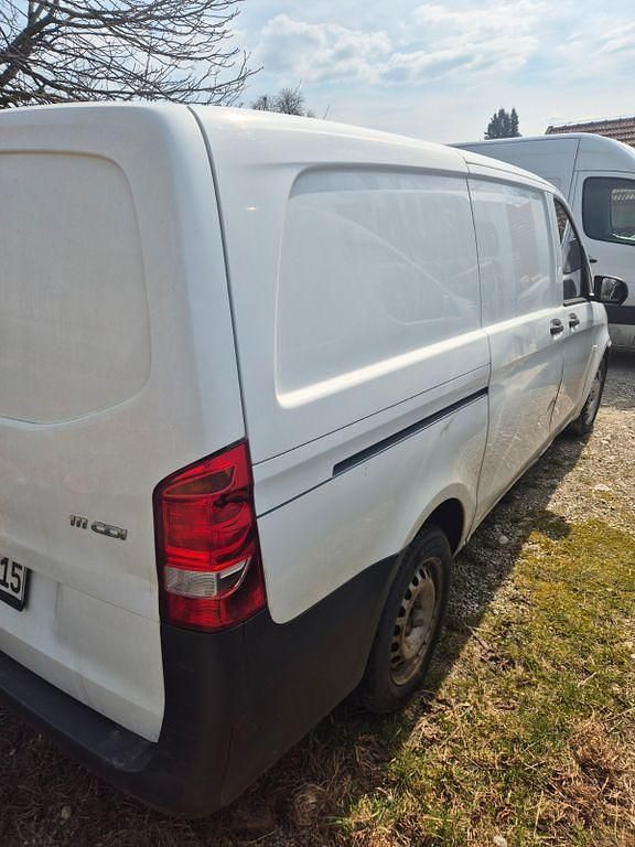 Gebraucht Mercedes Vito 114 PS (83 kW) 2016 Weiß Van