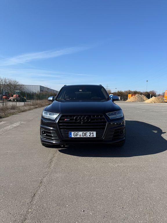 Gebraucht Audi SQ7 Ambiente 435 PS (319 kW) 2018 Schwarz SUV