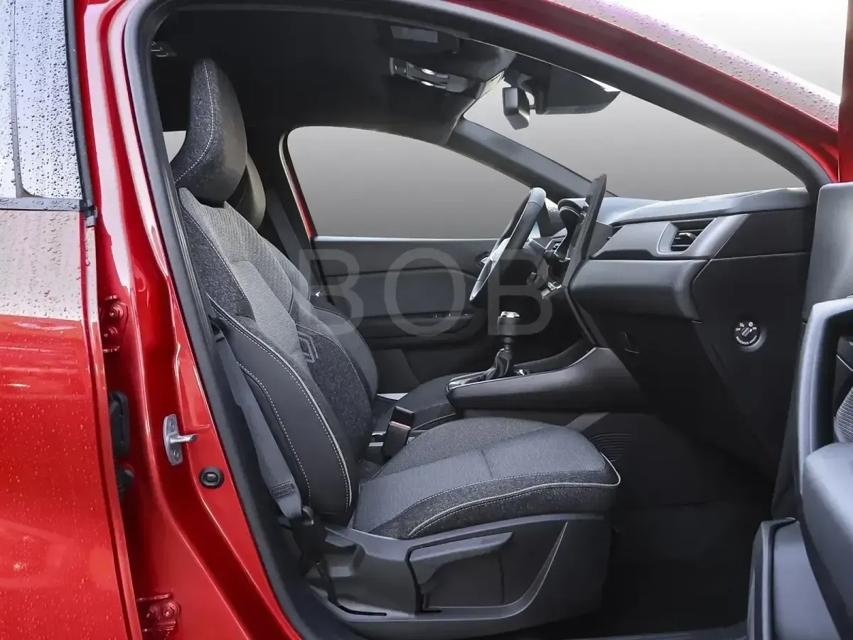 Neu Renault Captur 91 PS (66 kW) 2026 Dezirrot SUV