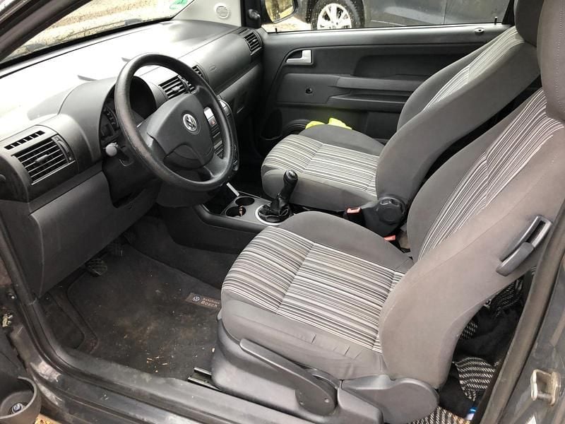 Gebraucht VW Fox 69 PS (50 kW) 2006 Blau Kleinwagen