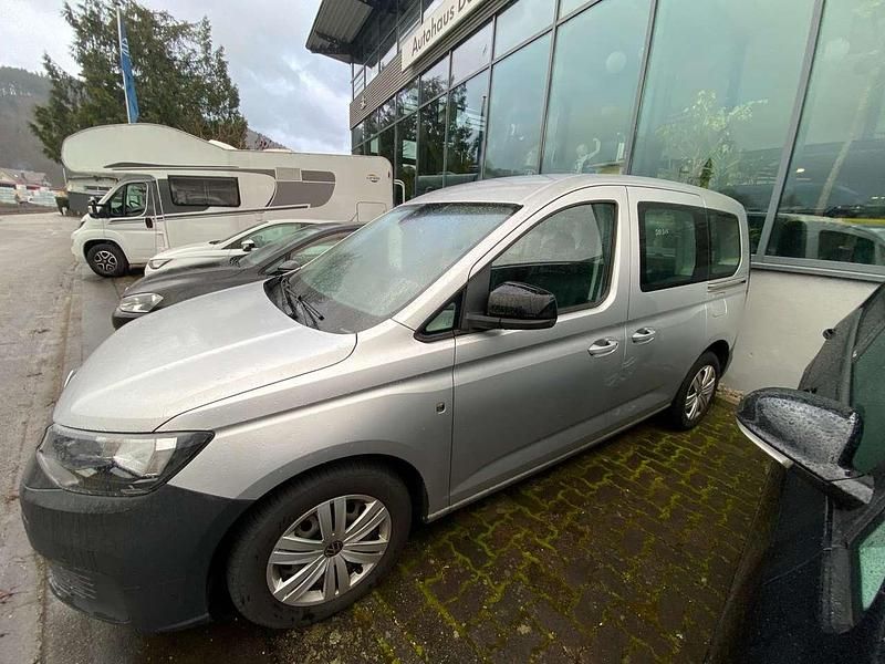 Gebraucht VW Caddy Basis 122 PS (89 kW) 2021 Reflexsilber metallic Van / Kleinbus