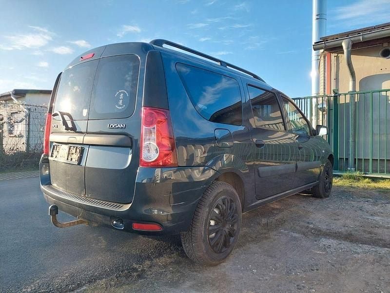 Gebraucht Dacia Logan MCV 84 PS (61 kW) 2013 Grau Kombi
