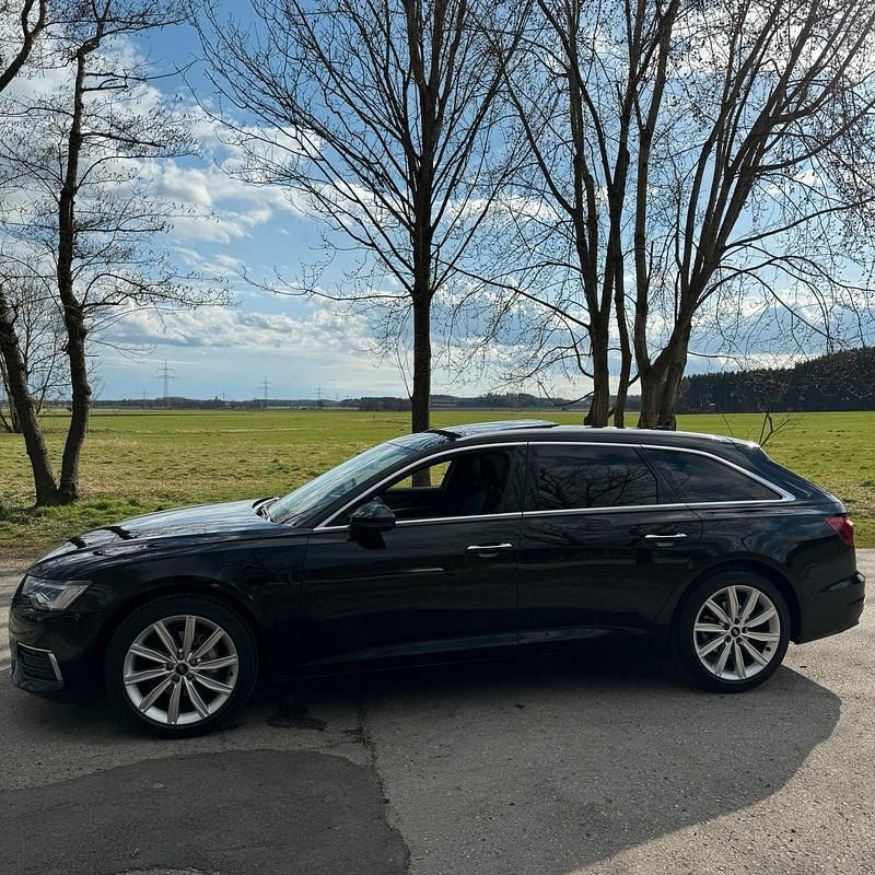 Schwarz Gebraucht 2023 Audi A6 Kombi | 37.899 € (Guter Preis) - Bild 1/4