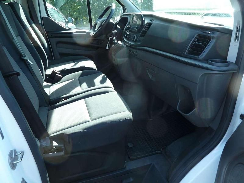 Gebraucht Ford Transit Custom 105 PS (77 kW) 2021 Frozen white Kombi