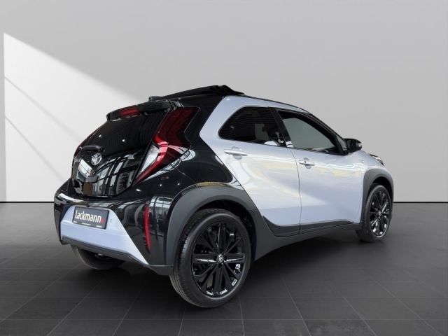 Neu Toyota Aygo Edition 72 PS (52 kW) 2025 Silber Kleinwagen