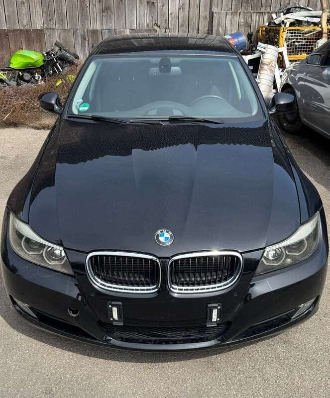Gebraucht 2011 BMW 320 Lifestyle Limousine | 3.200 € (Superpreis) - Bild 1/4