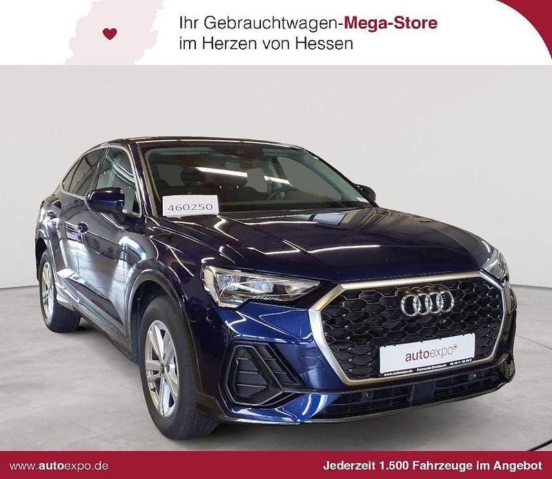 Navarrablau metallic Gebraucht 2024 Audi Q3 Sportback Sport SUV | 34.990 € (Guter Preis) - Bild 1/4