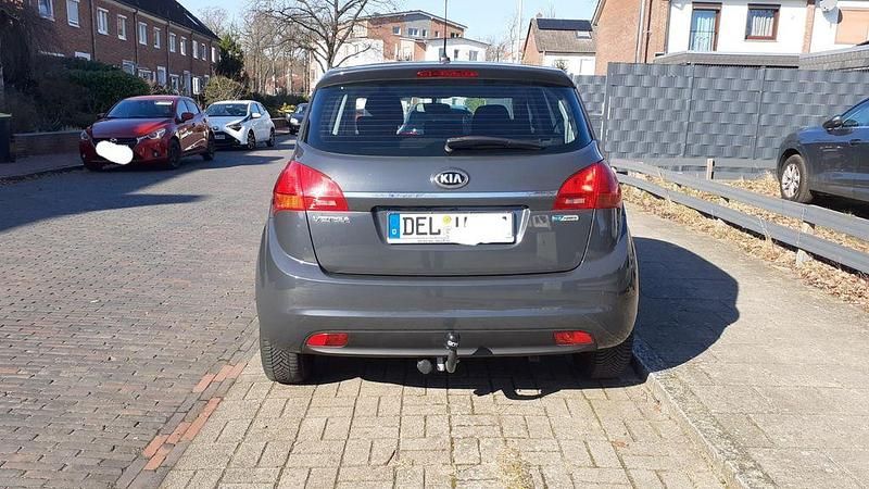 Gebraucht Kia Venga 125 PS (91 kW) 2019 Grau Kleinwagen