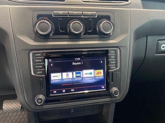 Gebraucht VW Caddy Maxi 102 PS (75 kW) 2017 Weiß Van / Kleinbus