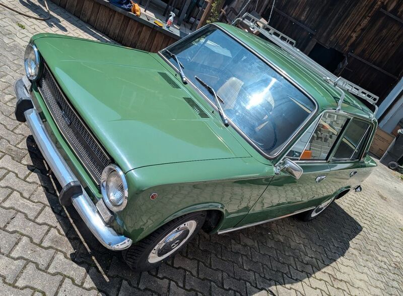 Grün Gebraucht 1973 Fiat 124 Limousine | 7.500 € - Bild 1/3