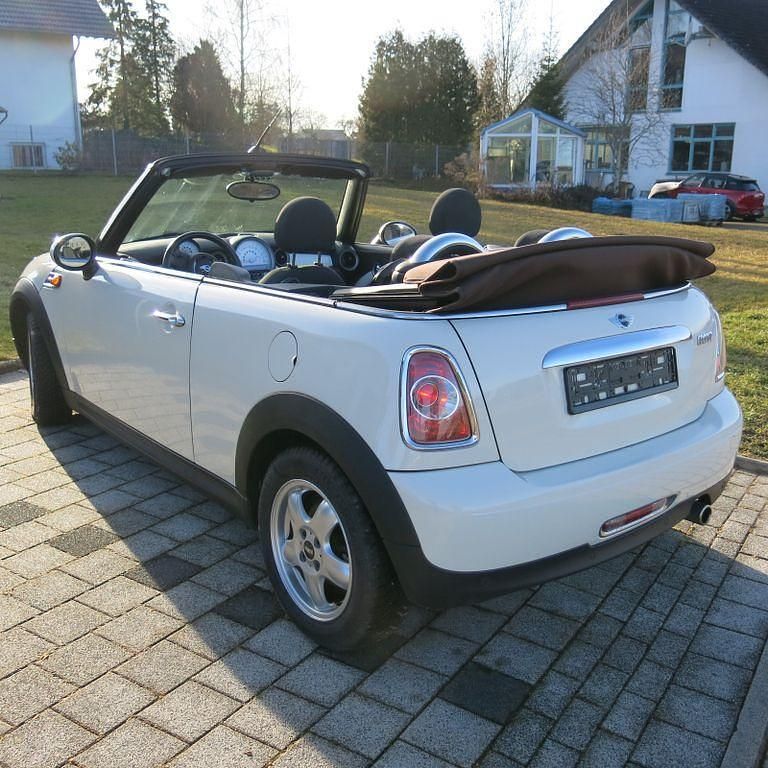 Gebraucht Mini One Cabriolet 122 PS (89 kW) 2011 Weiß Cabrio