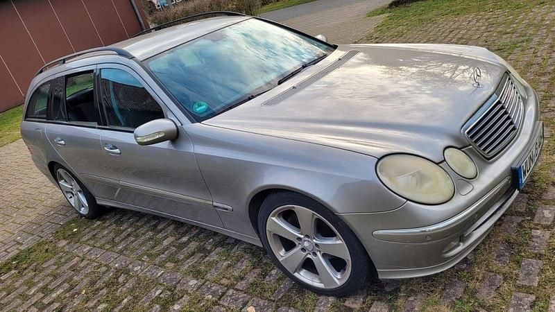 Gebraucht 2004 Mercedes E270 Kombi | 2.700 € (Superpreis) - Bild 1/4