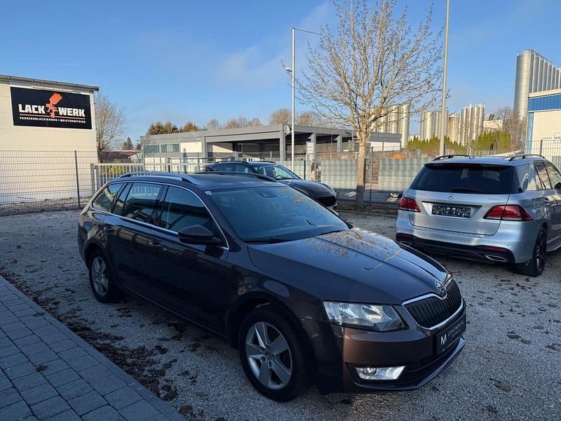 Gebraucht Skoda Octavia Elegance 105 PS (77 kW) 2013 Braun Kombi