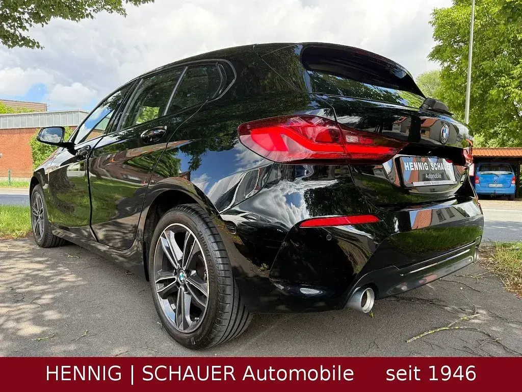 Gebraucht BMW 118 Sport Line 150 PS (110 kW) 2020 Schwarz Kleinwagen