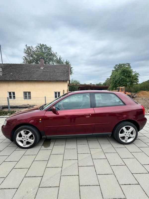 Gebraucht 1998 Audi A3 Sport Kleinwagen | 1.000 € (Guter Preis) - Bild 1/4