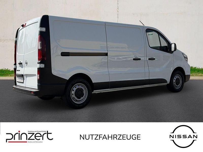 Gebraucht Nissan Primastar 2026 Weiß Van / Kleinbus