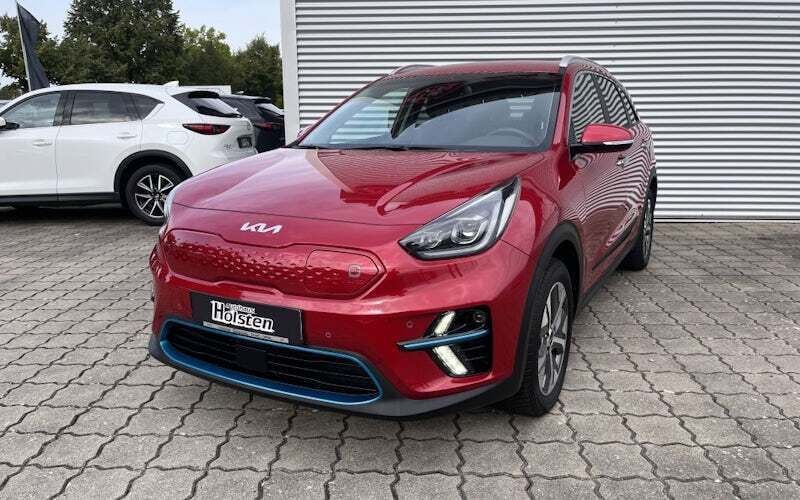 Runway red Gebraucht 2021 Kia e-Niro 2 SUV | 26.900 € (Guter Preis) - Bild 1/4