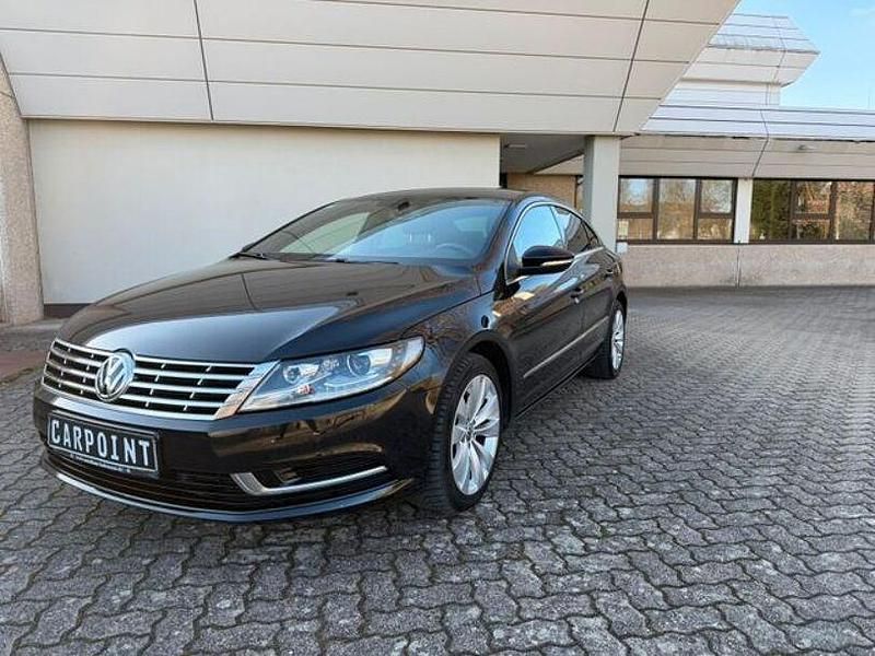 Second-hand VW CC Basis 160 CP (117 kW) 2012 Negru Berlinǎ