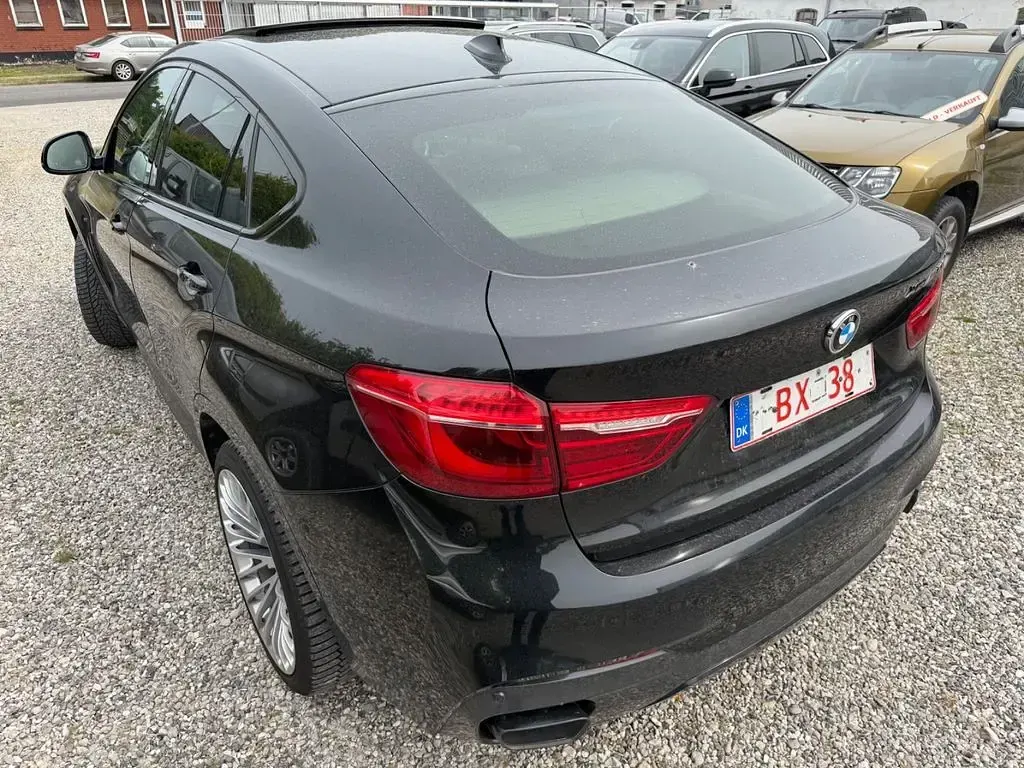 Gebraucht BMW X6 M50 Performance 381 PS (280 kW) 2015 Schwarz SUV