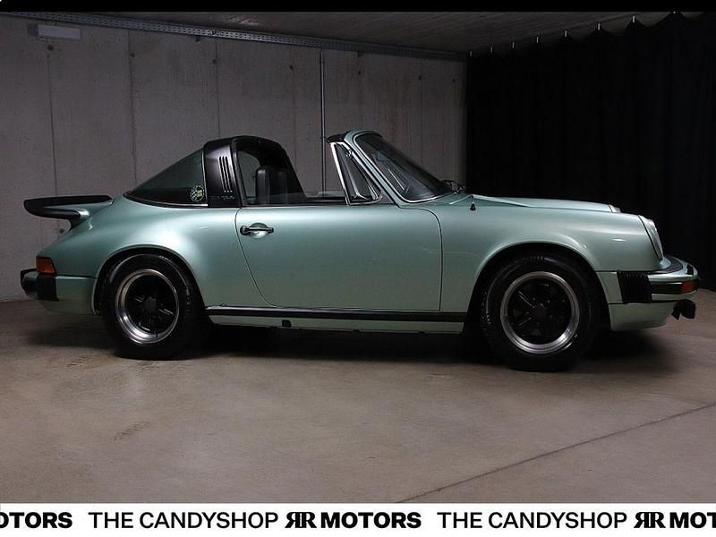 Gebraucht Porsche 911 209 PS (153 kW) 1975 Grün Cabrio