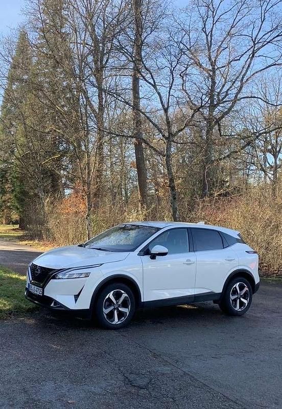 Weiß Gebraucht 2023 Nissan Qashqai N-Connecta SUV | 18.999 € (Superpreis) - Bild 1/4