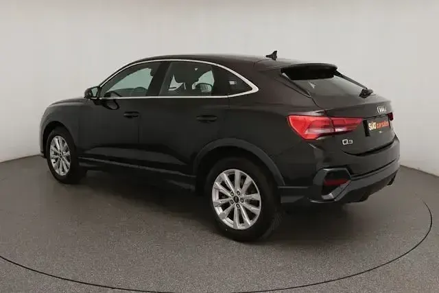 Gebraucht Audi Q3 Sportback Ambiente 190 PS (139 kW) 2025 Schwarz SUV