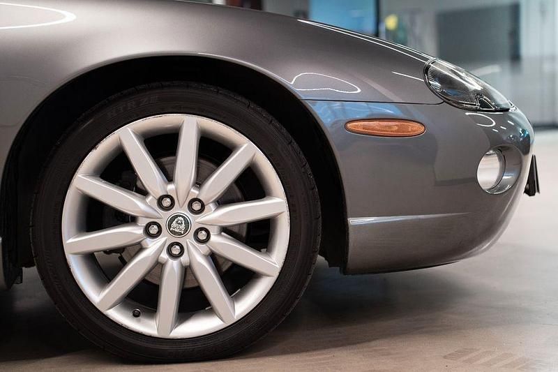 Gebraucht Jaguar XK8 298 PS (219 kW) 2005 Silber