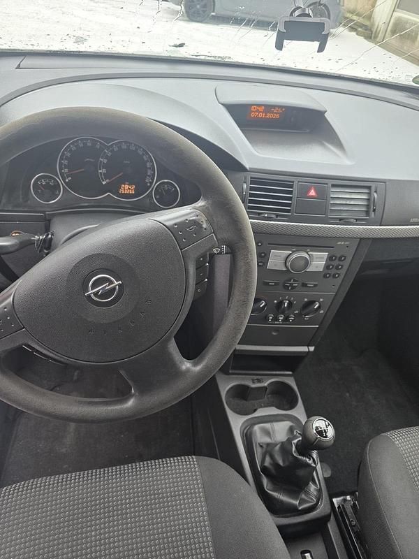 Gebraucht Opel Meriva 90 PS (66 kW) 2008 Rot Van / Kleinbus