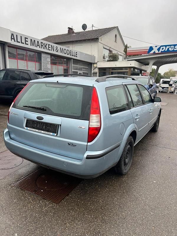 Gebraucht Ford Mondeo 130 PS (95 kW) 2005 Blau Kombi