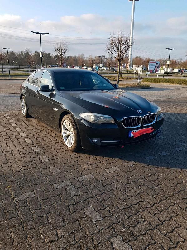 Second-hand BMW 525 218 CP (160 kW) 2012 Negru Berlinǎ