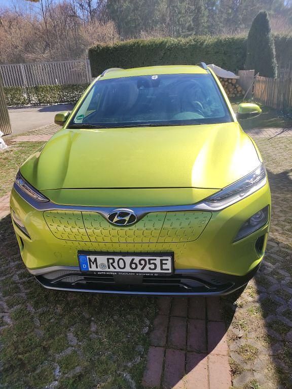 Gebraucht Hyundai Kona Advantage 100 kW (136 PS) 2020 Grün SUV
