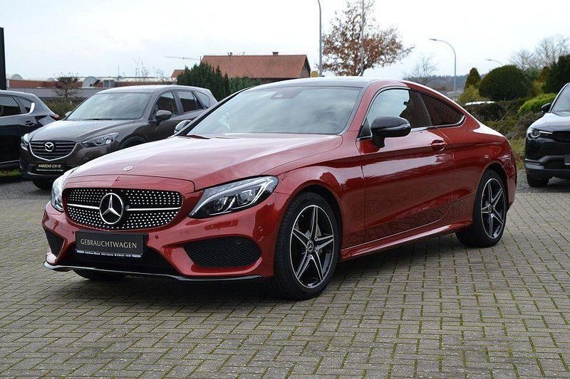 Gebraucht Mercedes C300 AMG line 245 PS (180 kW) 2018 Rot Coupé