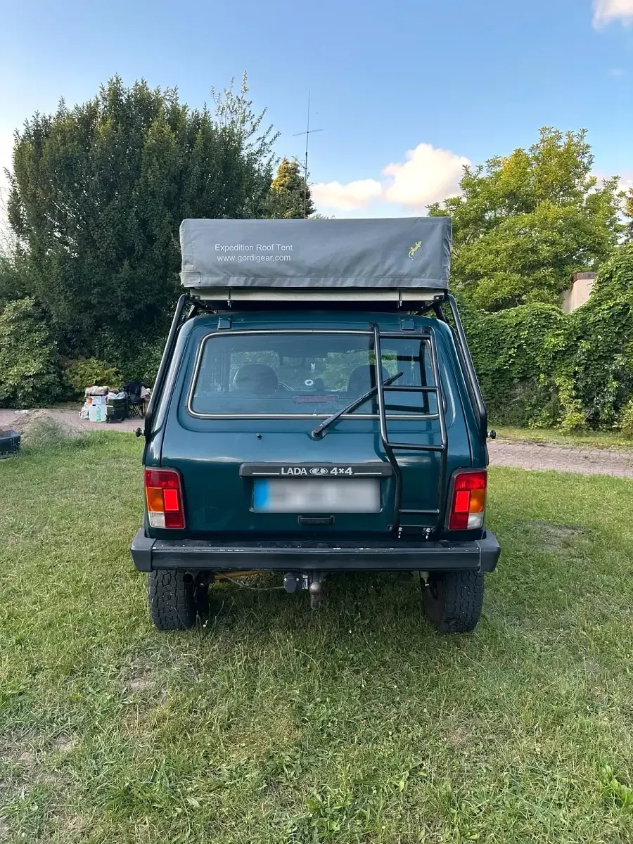 Gebraucht Lada niva 82 PS (60 kW) 2012 Grün SUV