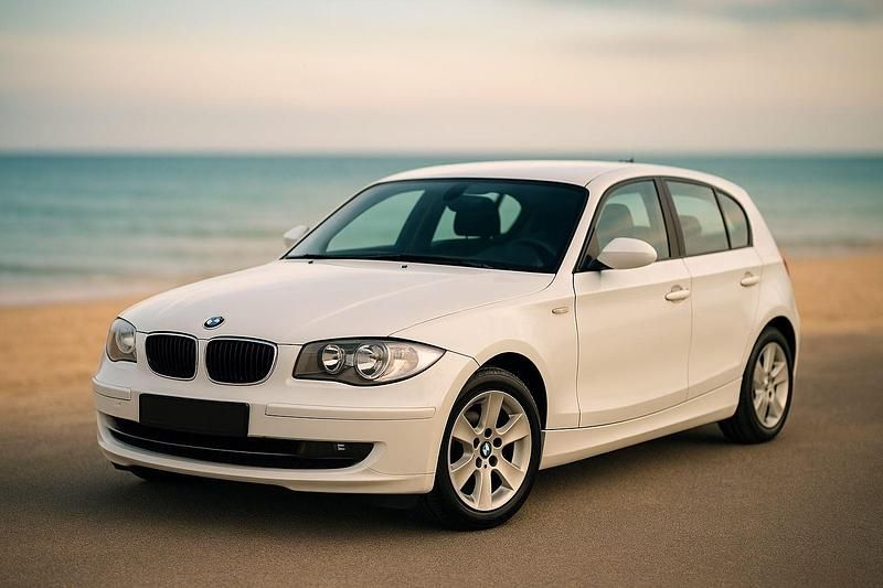 Gebraucht BMW 118 143 PS (105 kW) 2009 Weiß Kleinwagen