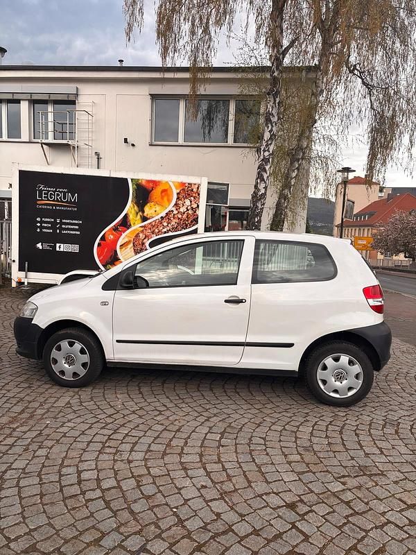 Usata VW Fox 55 CV (40 kW) 2006 Bianco Utilitaria