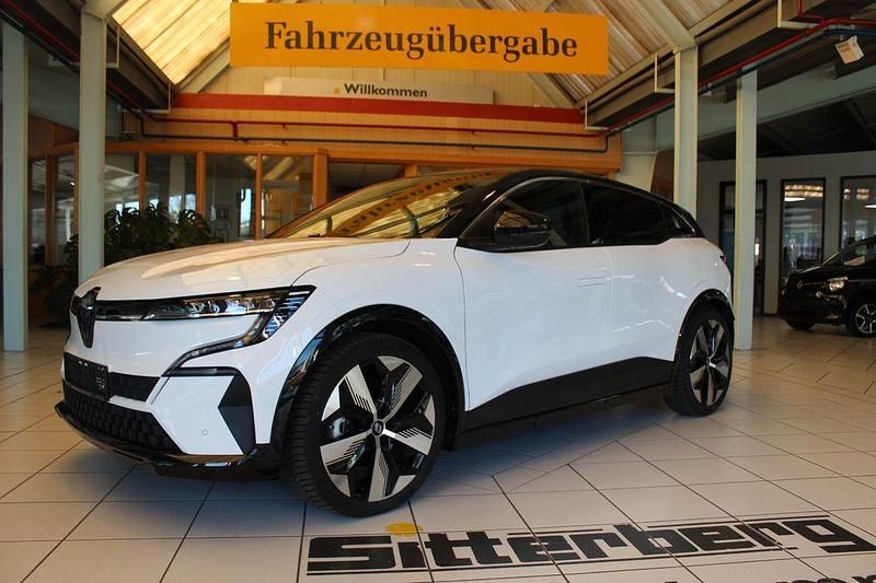 Gebraucht Renault Megane E-Tech Techno 160 kW (218 PS) 2022 Weiß Limousine