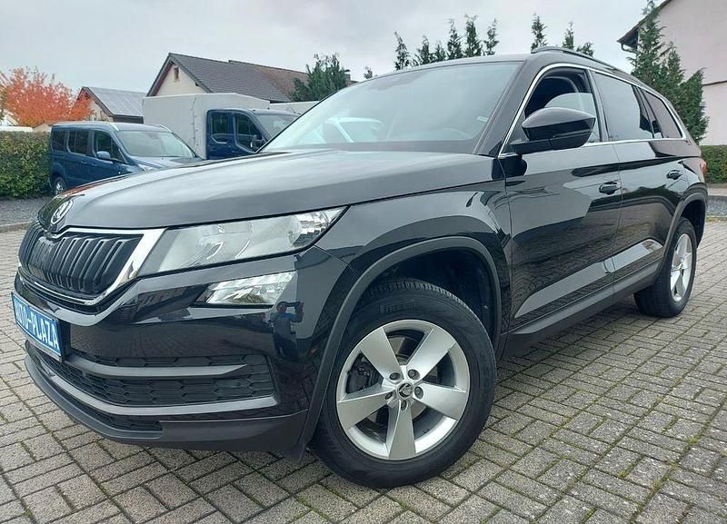 Schwarzmagic perleffekt Gebraucht 2019 Skoda Kodiaq Ambition SUV | 19.490 € (Superpreis) - Bild 1/4