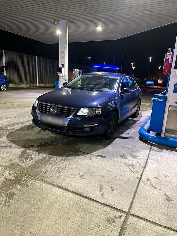 Gebraucht VW Passat 150 PS (110 kW) 2006 Blau Limousine